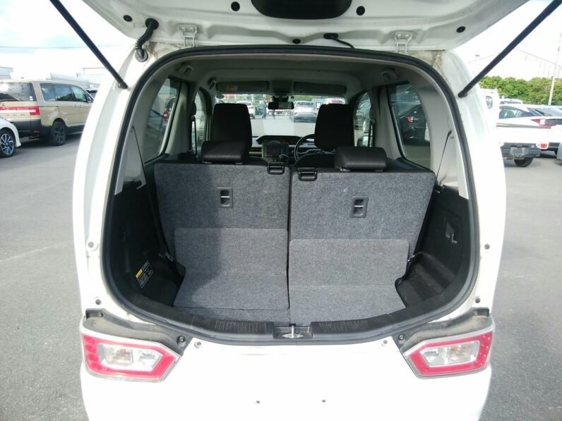 
								Suzuki Wagon R Hybrid 2020 full									