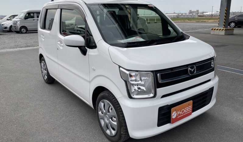 Mazda Flair Hybrid 4WD 2018 In Kenya White Color
