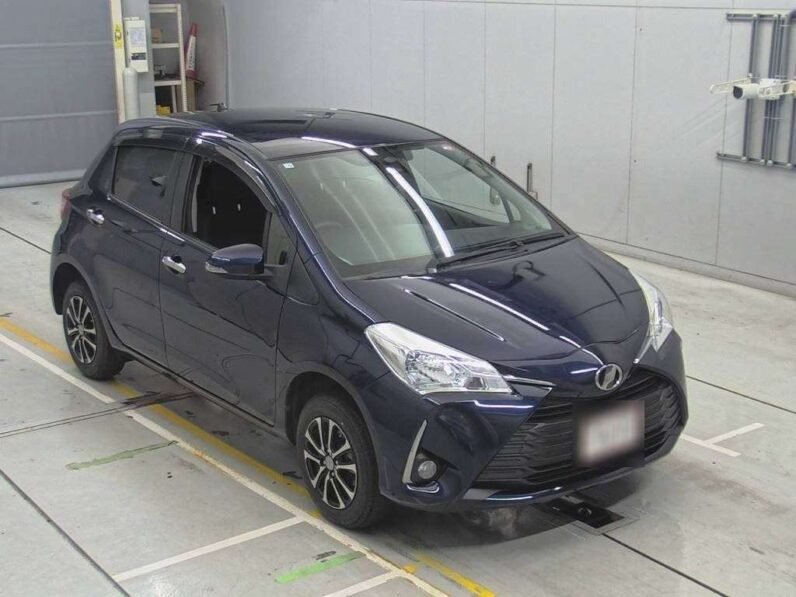 
								Toyota Vitz 2018 1300cc full									
