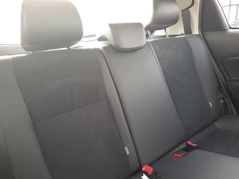 
								Toyota Vitz 2018 1300cc full									