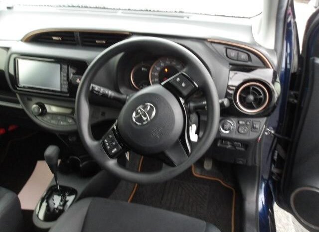 
								Toyota Vitz 2018 1300cc full									
