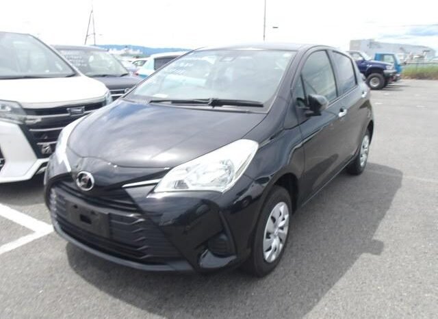 
								Toyota Vitz 2018 1300cc full									