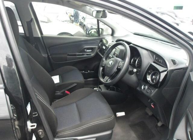 
								Toyota Vitz 2018 1300cc full									