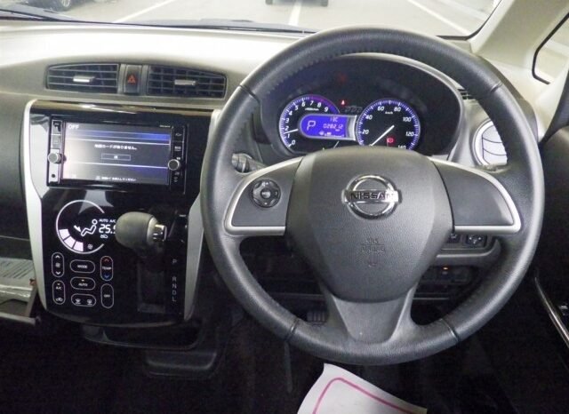 
								Nissan Dayz Highway Star 2018 full									