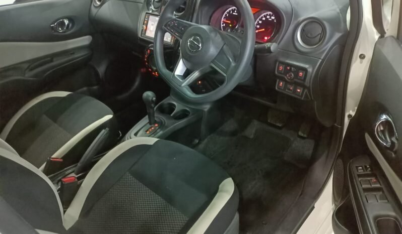 
								Nissan Note 2018 full									