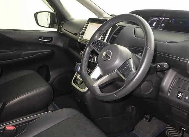 
								Nissan Serena Highway Star E-Power 2018 full									