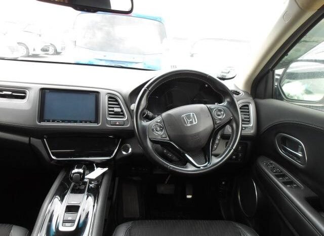 
								Honda Vezel Hybrid 2018 full									