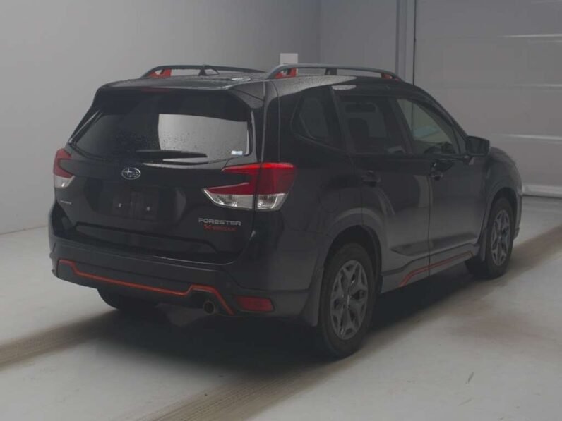 
								Subaru Forester X-Break 2018 full									