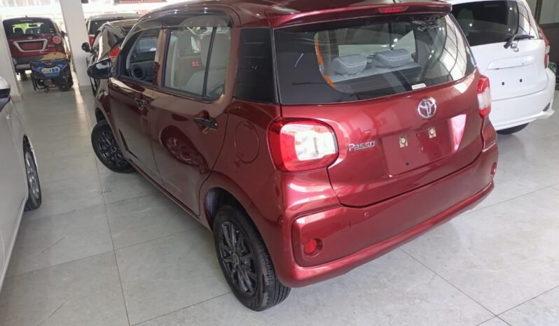 
								Toyota Passo 2018 full									