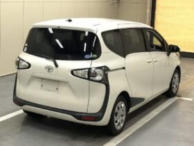 Toyota Sienta Non-Hybrid 2018