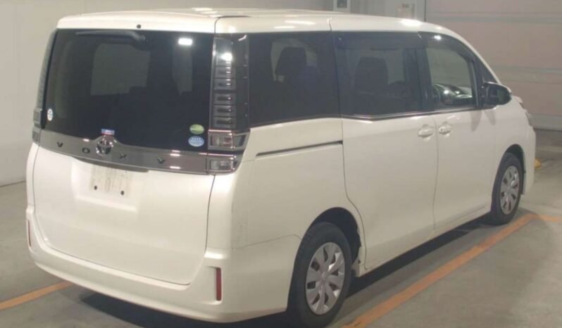 
								Toyota Voxy 8-Seater 2018 full									