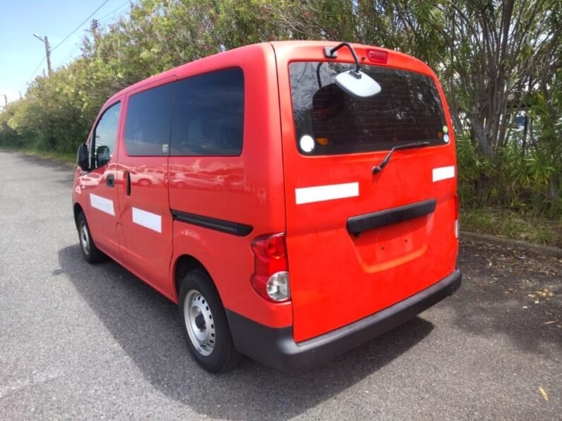 
								Nissan NV200 2018 full									