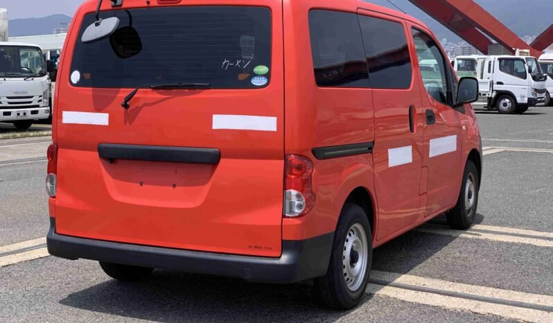 
								Nissan NV200 2018 full									