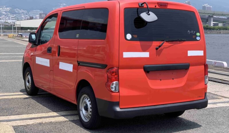 
								Nissan NV200 2018 full									