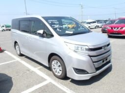 Toyota Noah 2018 8-Seater