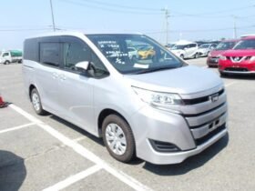 Toyota Noah 2018 8-Seater