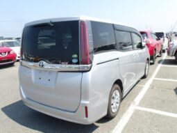 Toyota Noah 2018 8-Seater