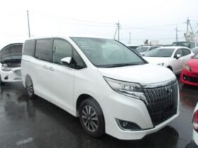 Toyota Esquire Gi 2018 8-Seater