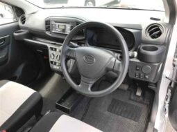 Daihatsu Mira e:S 2018