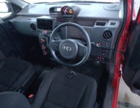 Toyota Porte 2018