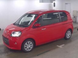 Toyota Porte 2018