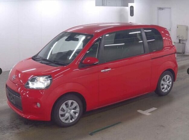 Toyota Porte 2018 In Kenya 40k KM Mileage Red Color