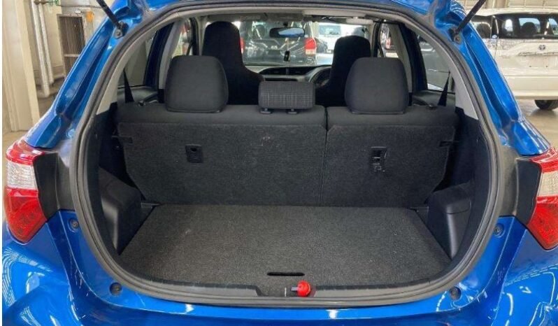
								Toyota Vitz 2018 1300cc full									