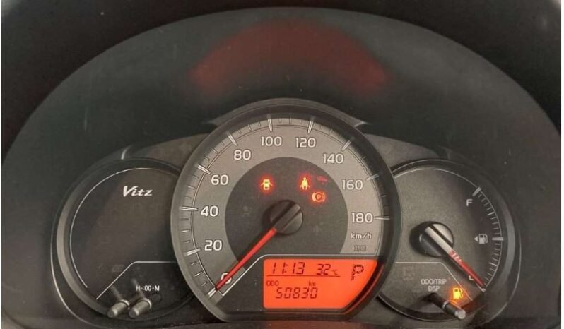 
								Toyota Vitz 2018 1300cc full									
