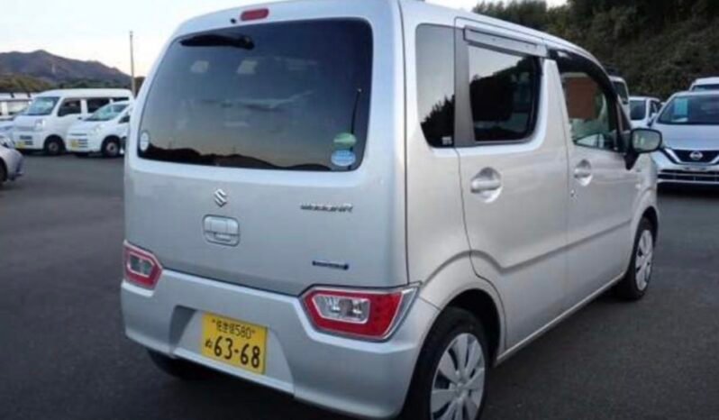 
								SUZUKI WAGON R HYBRID 2019 full									