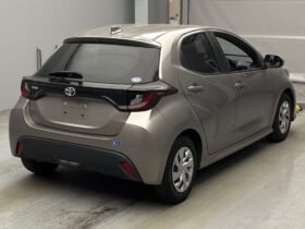 TOYOTA YARIS 2021