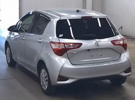 TOYOTA VITZ 2019