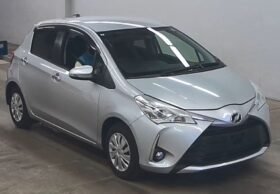 TOYOTA VITZ 2019