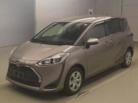 TOYOTA SIENTA 2021