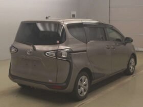 TOYOTA SIENTA 2021