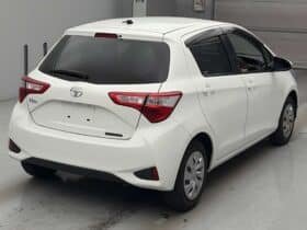 TOYOTA VITZ 2019