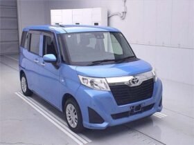TOYOTA ROOMY 2019