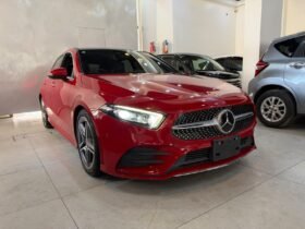 MERCEDES A-180 AMG 2019
